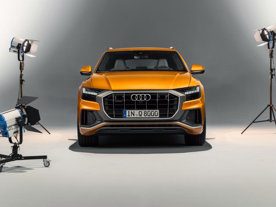  Audi Q8 50 TDI Quattro S-Line 2018 года  (WW) (фото 44 из 63)